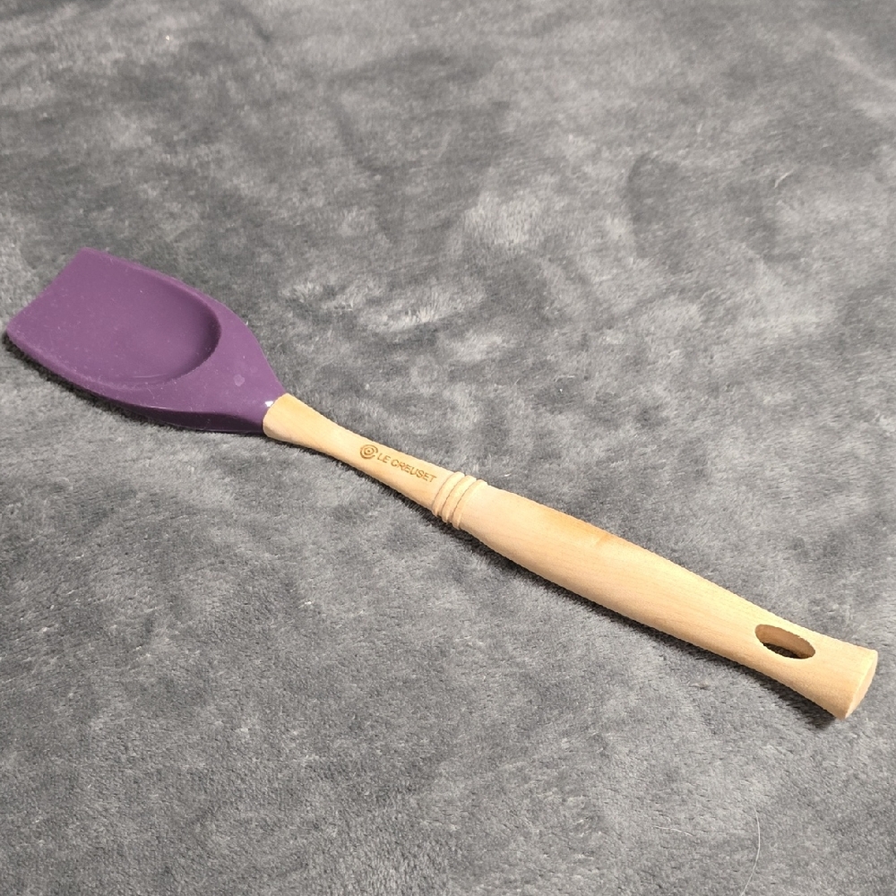 Le Creuset Cassis Spoon Spatula